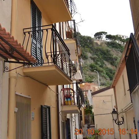 Casa Marina Apartment *